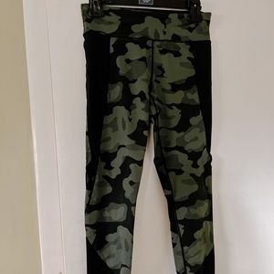 Calvin Klein Camo Leggings